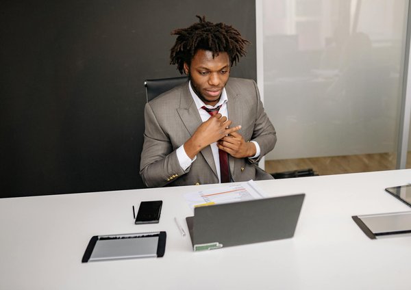 Mastering influencer marketing for uk fashion brands: the definitive guide to success